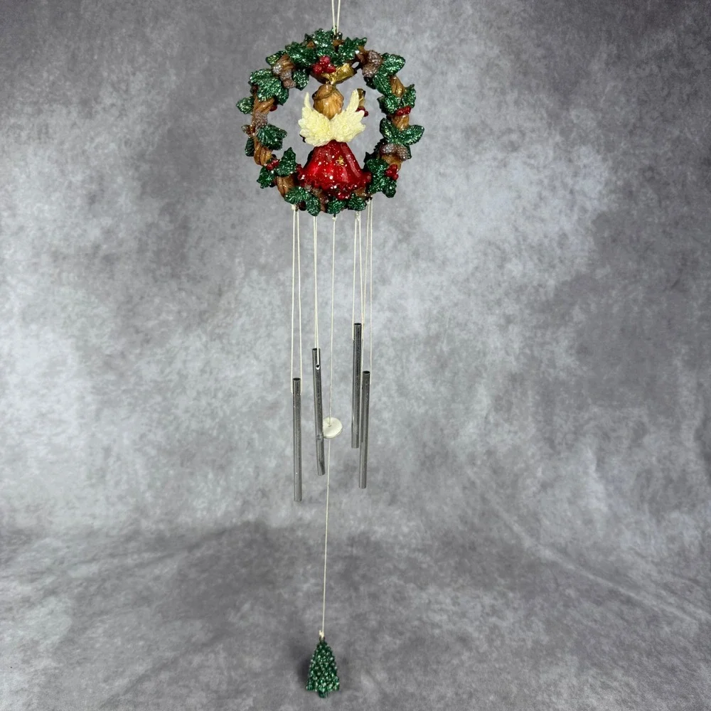 Vtg Christmas Angel Wind Chime Wreath Holly Berries Silver Metal Tubes Ornament